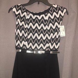 ✨Dressbarn size 4 dress✨